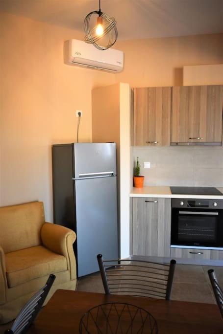 Smailis Apartment 2 Ligourion Exteriör bild